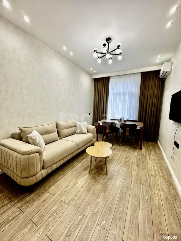Kirayə verilir 2 otaqlı yeni tikili 50 m²