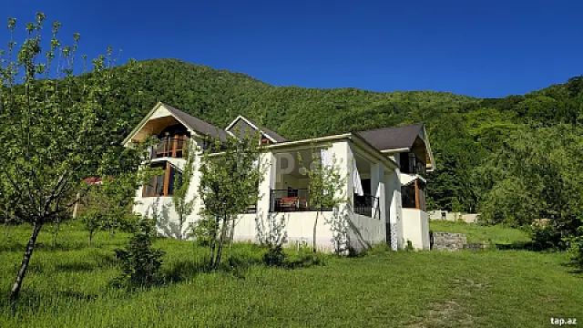 Kirayə verilir 5 otaqlı həyət evi 120 m² — Qəbələ 5 otaq 120.00 m²