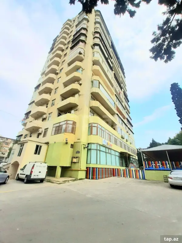 Satılır 3 otaqlı yeni tikili 103.3 m²
