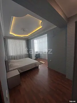 Kirayə verilir 3 otaqlı yeni tikili 117 m² — Bakı 3 otaq 117.00 m²