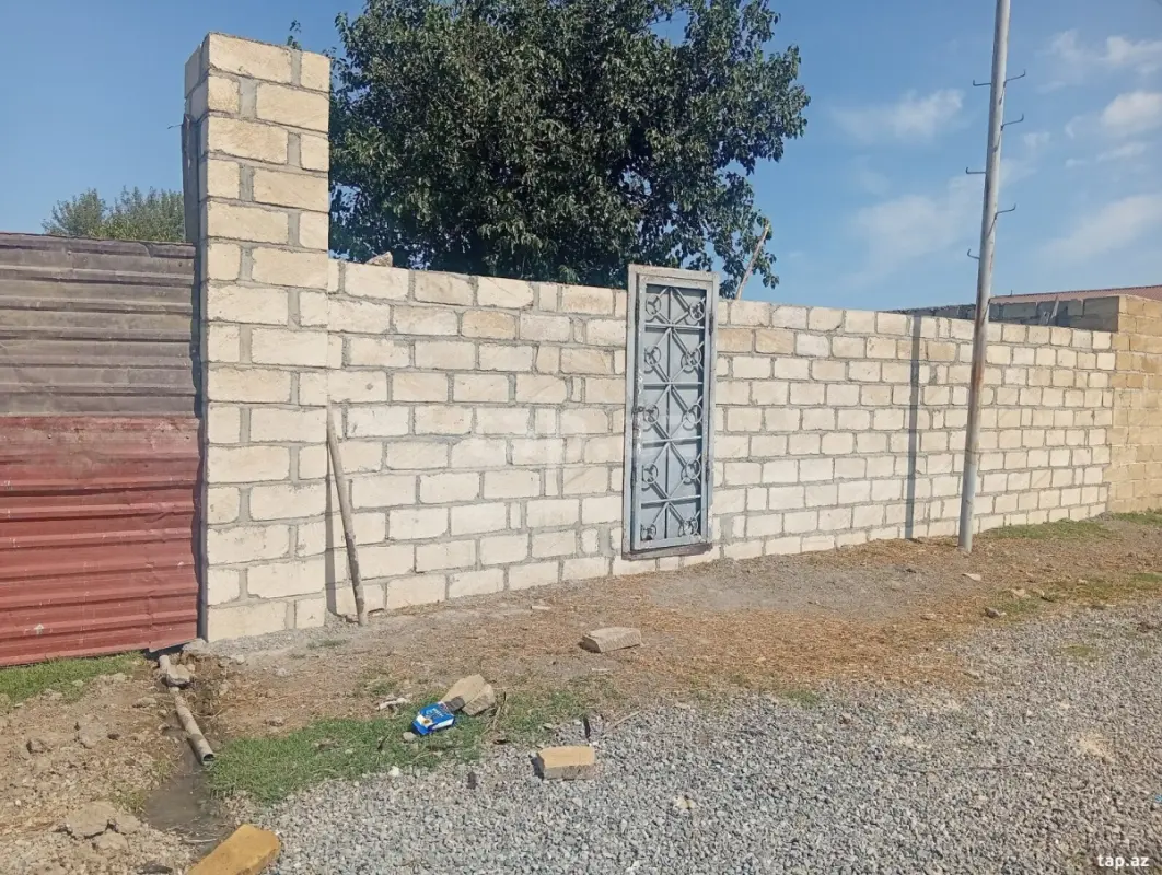 Satılır 2 otaqlı həyət evi 10 m²