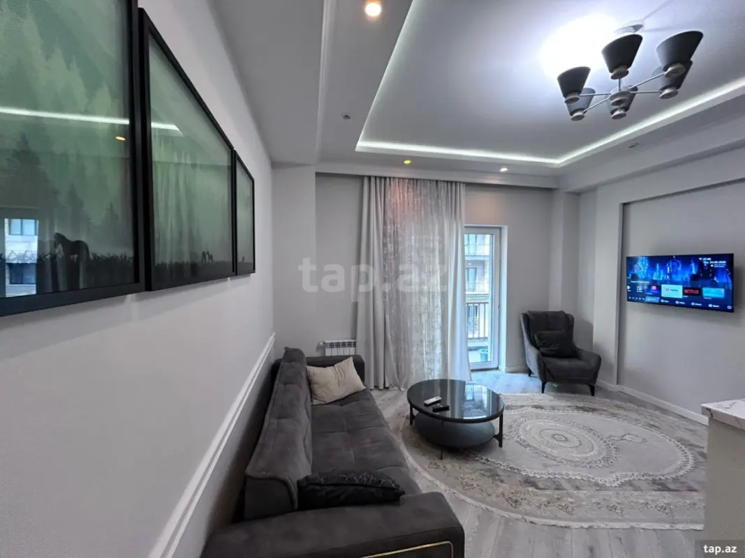 Kirayə verilir 3 otaqlı yeni tikili 105 m²