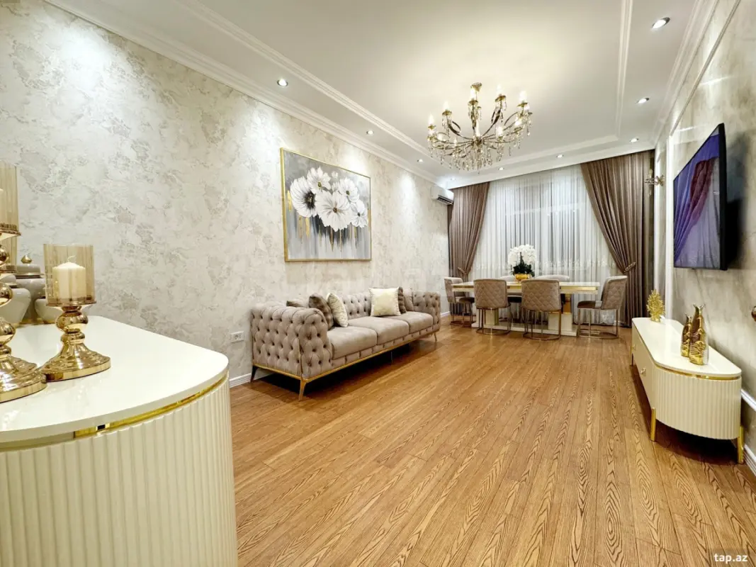 Satılır 4 otaqlı yeni tikili 125 m²
