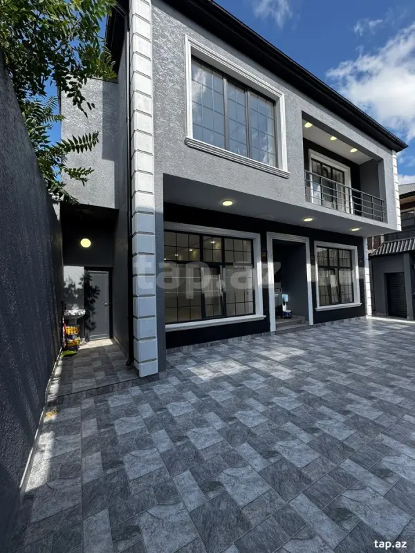 Satılır 5 otaqlı həyət evi 186 m²