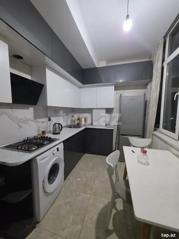 Kirayə verilir 3 otaqlı yeni tikili 100 m²