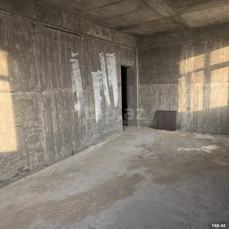 Satılır 2 otaqlı yeni tikili 84 m²