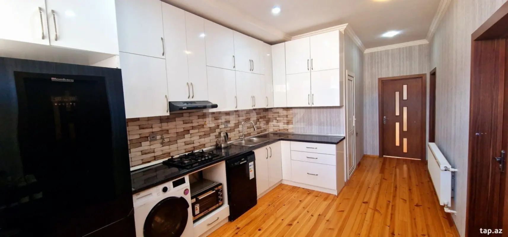 Satılır 4 otaqlı həyət evi 230 m²