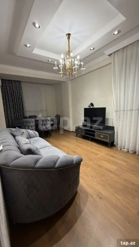 Kirayə verilir 3 otaqlı yeni tikili 127 m²