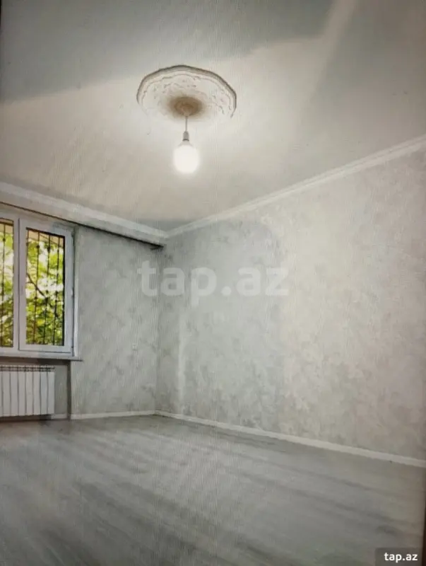 Satılır 2 otaqlı mənzil 42 m²