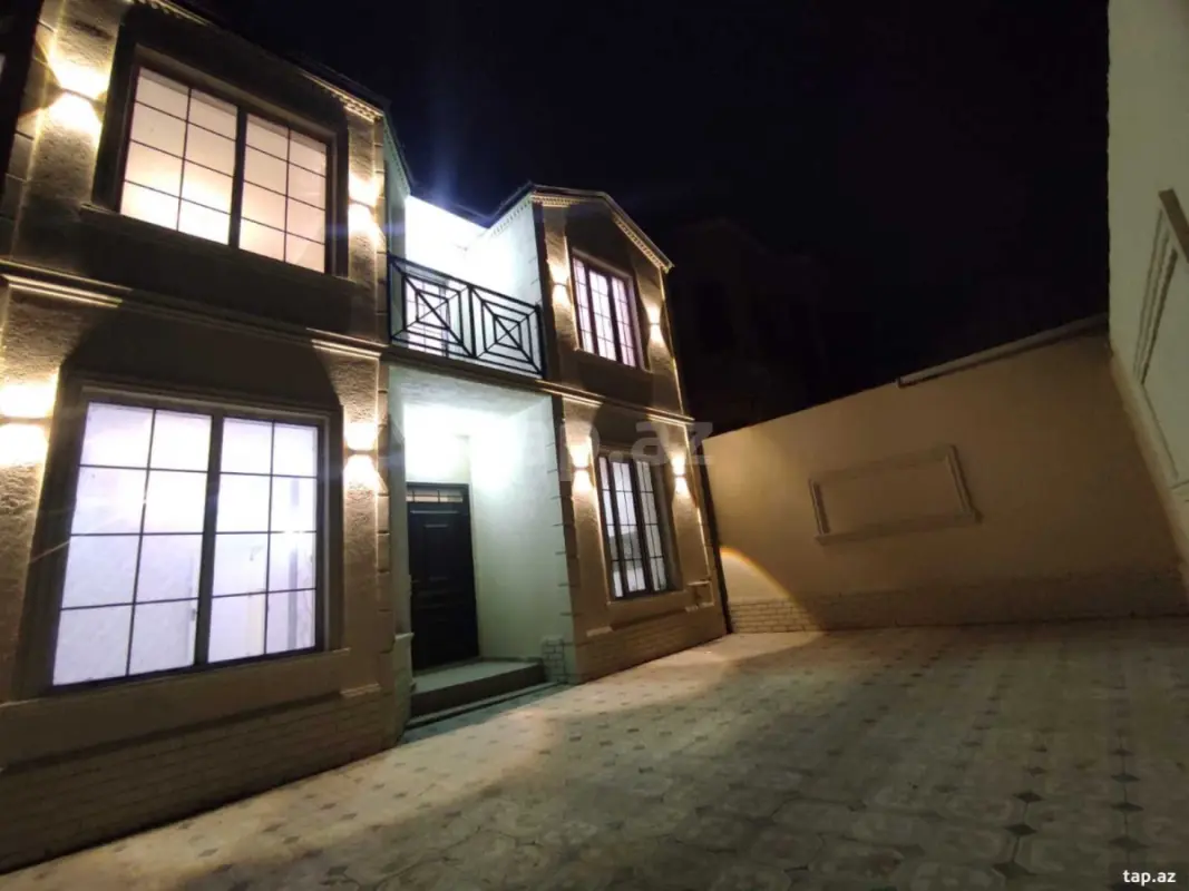 Satılır 4 otaqlı həyət evi 140 m²