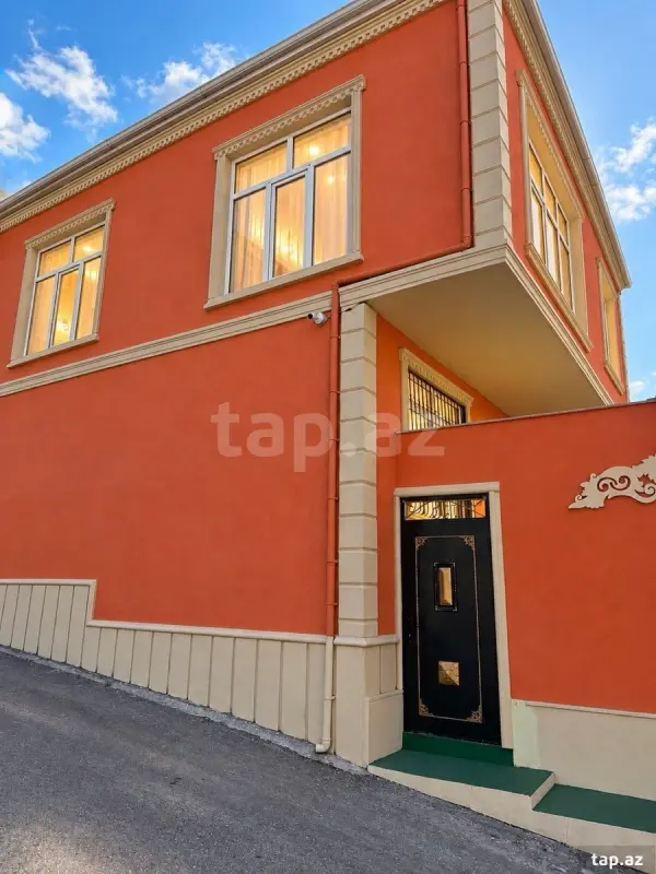Satılır 5 otaqlı həyət evi 150 m²