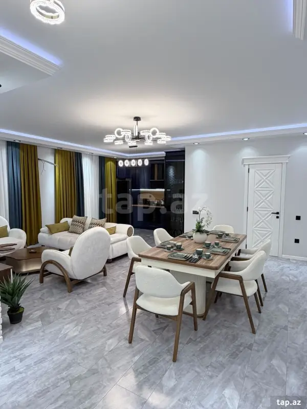 Kirayə verilir 3 otaqlı yeni tikili 145 m²