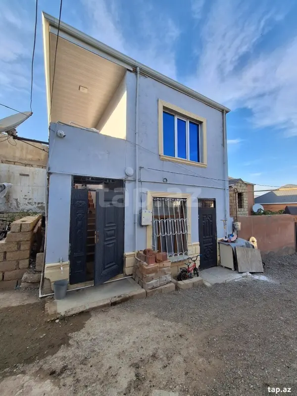 Satılır 4 otaqlı həyət evi 85 m²