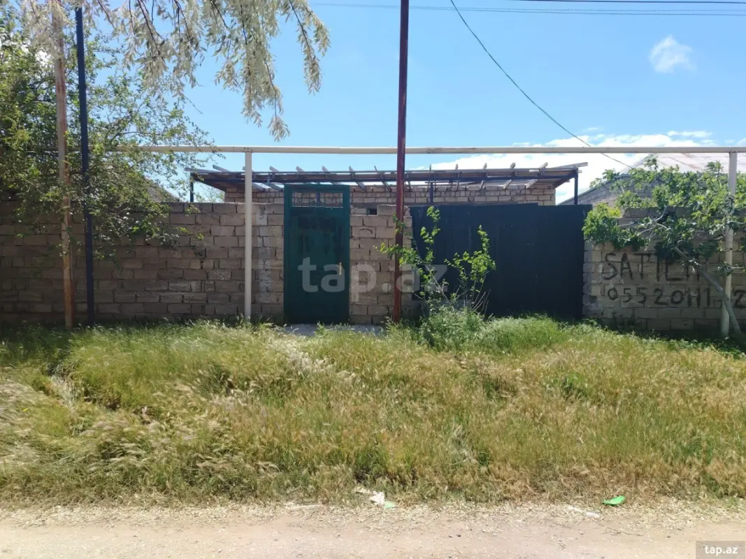 Satılır 3 otaqlı həyət evi 120 m²