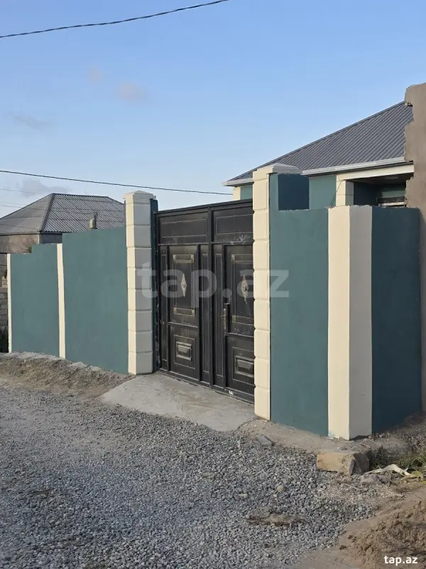 Satılır 4 otaqlı həyət evi 150 m²