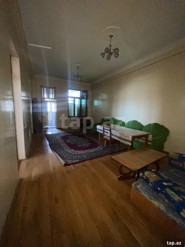 Kirayə verilir 4 otaqlı mənzil 100 m²