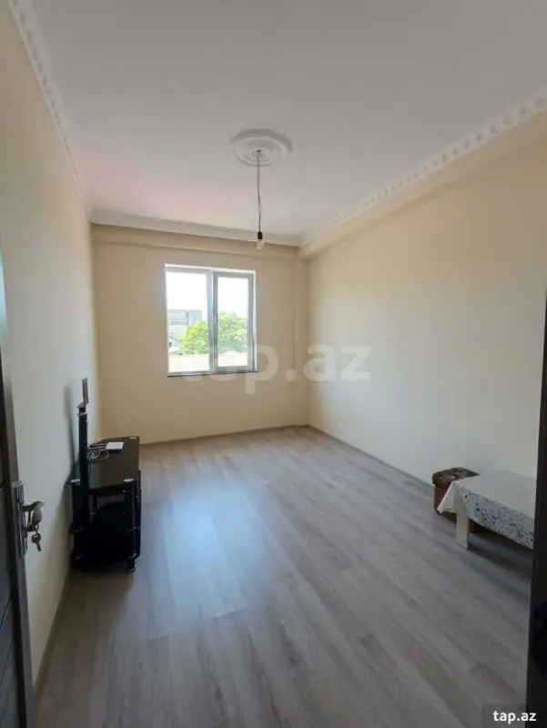 Kirayə verilir 2 otaqlı yeni tikili 60 m²