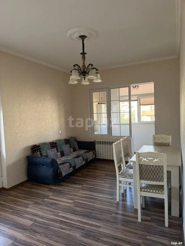 Kirayə verilir 2 otaqlı mənzil 45 m²
