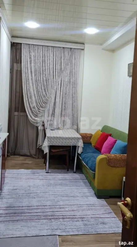 Satılır 3 otaqlı yeni tikili 134 m²