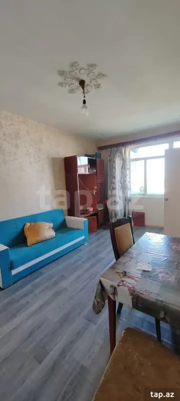 Kirayə verilir 2 otaqlı mənzil 50 m²