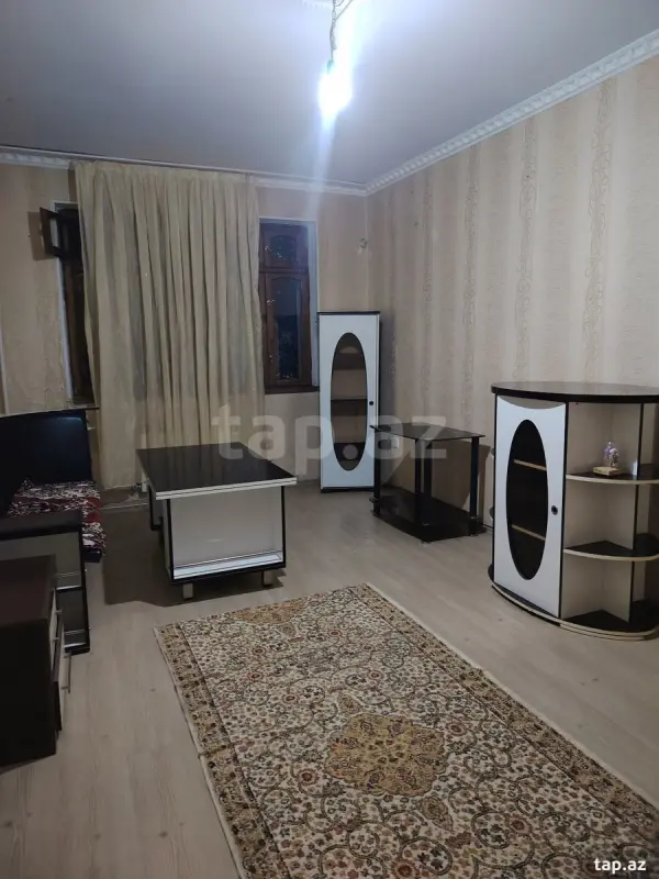 Kirayə verilir 2 otaqlı mənzil 56 m²