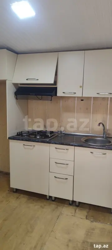 Kirayə verilir 2 otaqlı həyət evi 80 m²