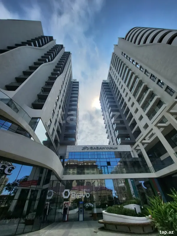 Kirayə verilir 2 otaqlı yeni tikili 55 m²