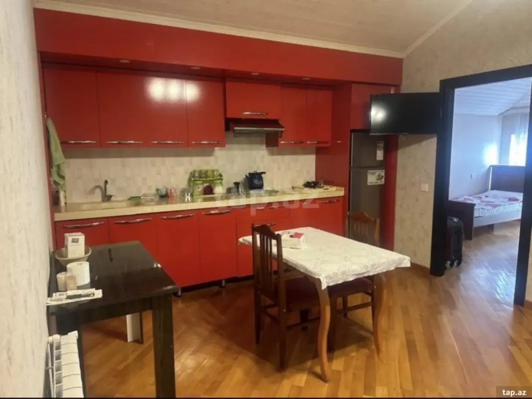 Kirayə verilir 3 otaqlı yeni tikili 70 m²