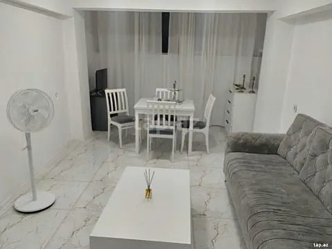 Kirayə verilir 2 otaqlı həyət evi 55 m² — Bakı, İnşaatçılar 2 otaq 55.00 m²