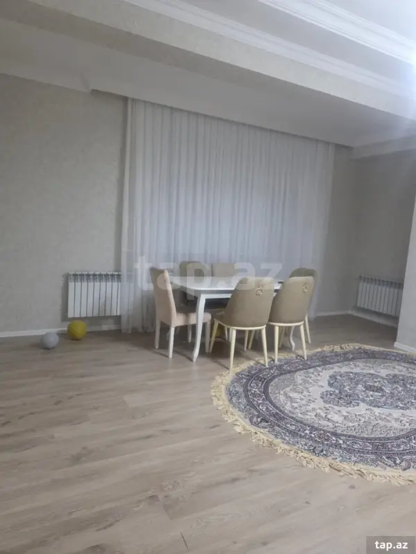 Kirayə verilir 2 otaqlı yeni tikili 83 m²