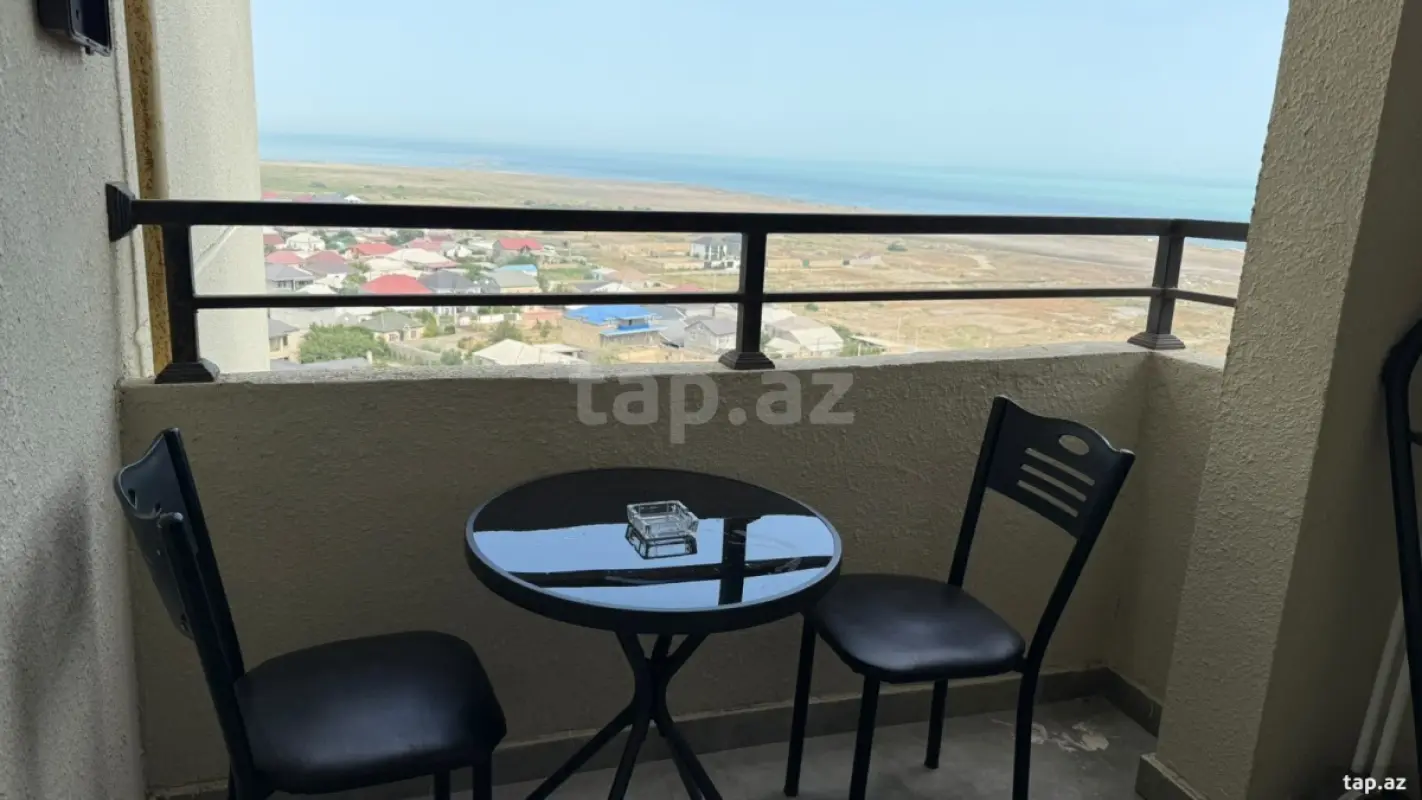 Kirayə verilir 2 otaqlı yeni tikili 75 m²