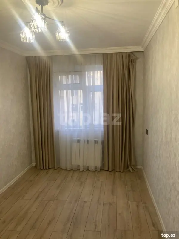 Kirayə verilir 2 otaqlı mənzil 43 m²