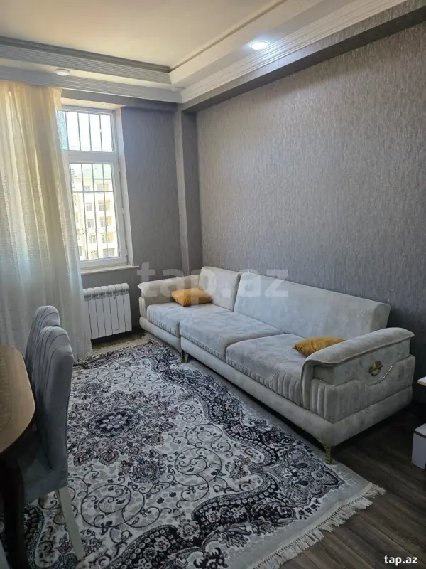 Kirayə verilir 2 otaqlı yeni tikili 50 m²