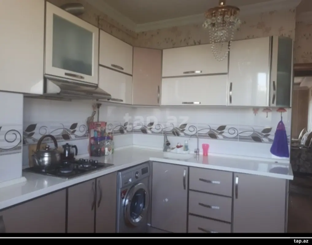 Kirayə verilir 5 otaqlı mənzil 120 m²