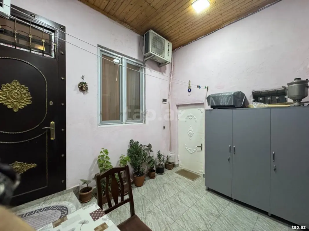 Satılır 4 otaqlı həyət evi 100 m²