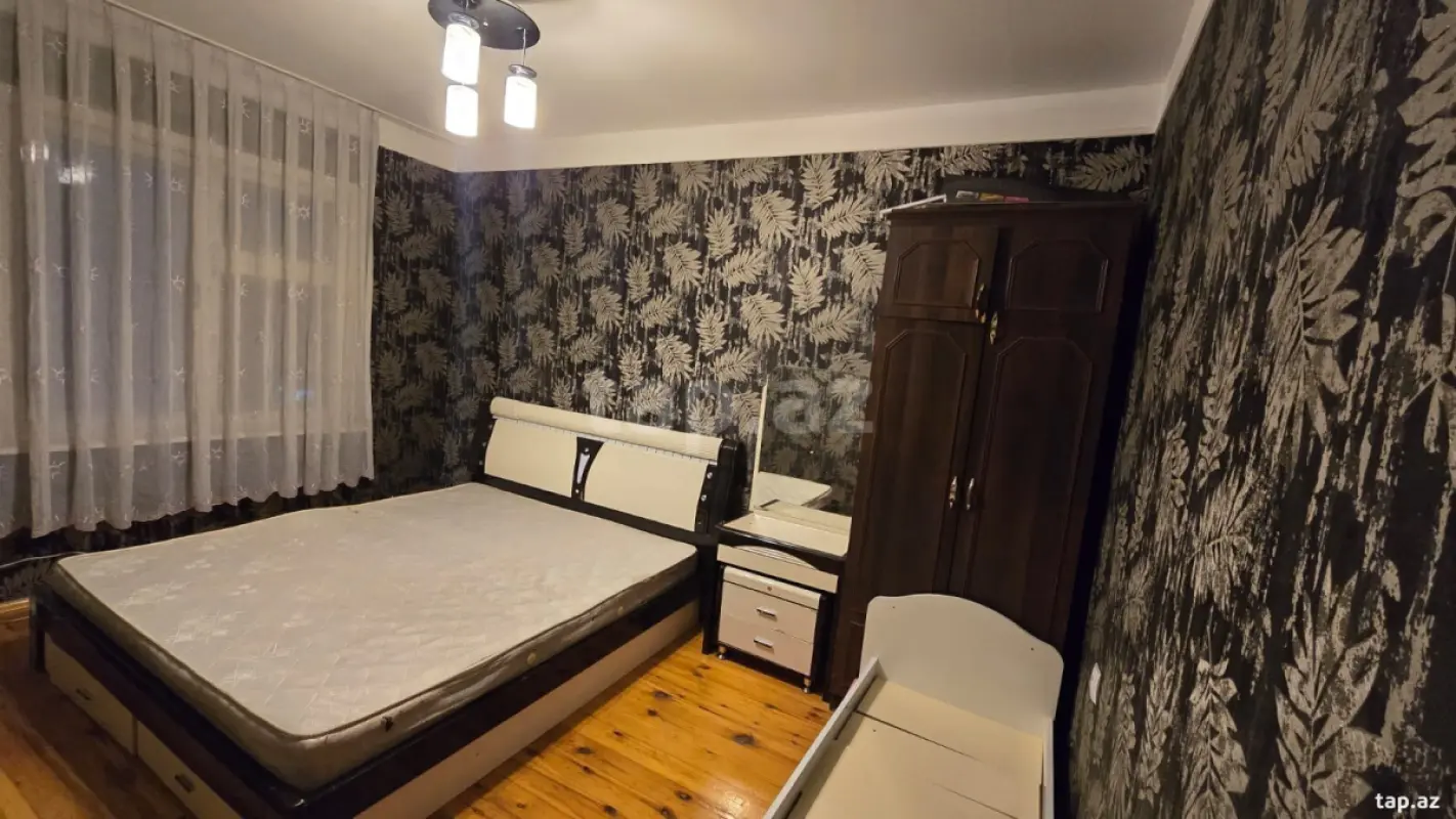 Kirayə verilir 4 otaqlı mənzil 80 m²