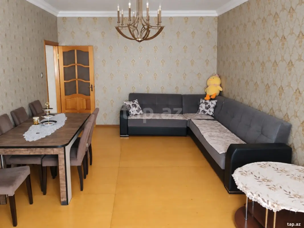 Satılır 4 otaqlı mənzil 84 m²