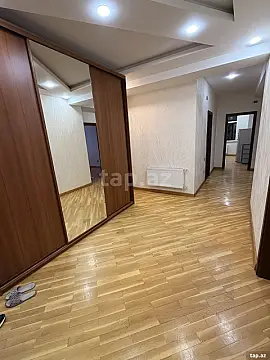 Kirayə verilir 3 otaqlı yeni tikili 135 m² — Bakı, Yasamal 3 otaq 135.00 m²