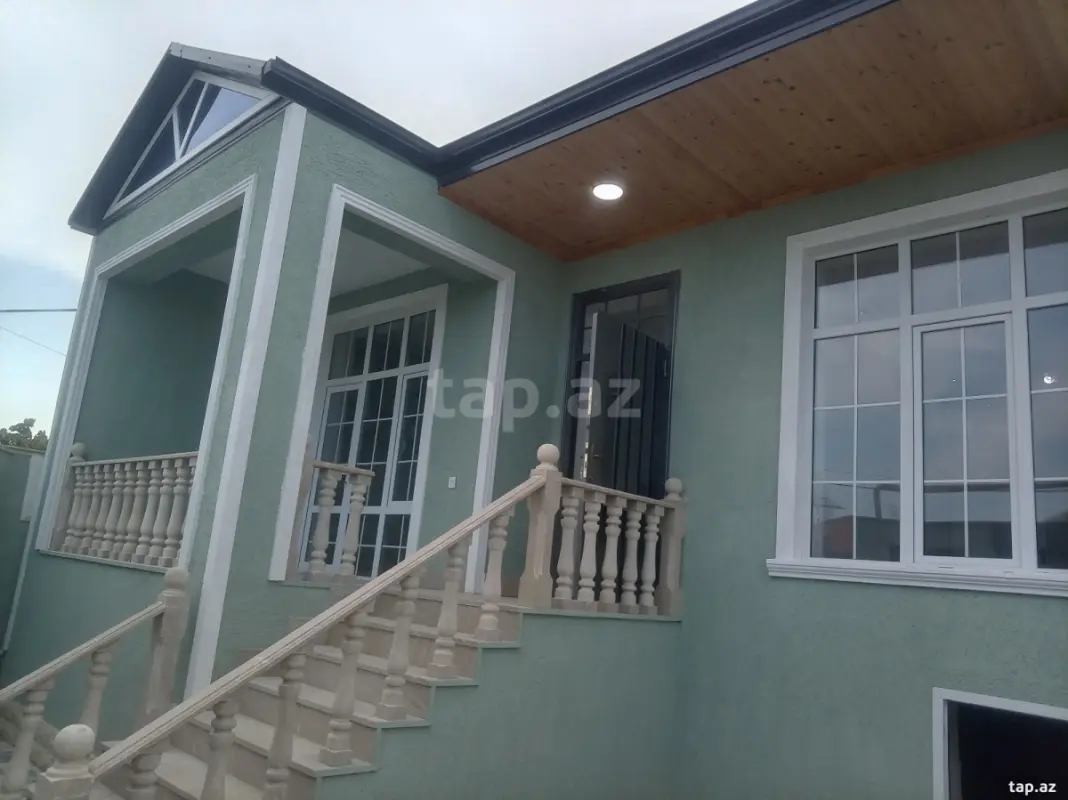 Satılır 3 otaqlı həyət evi 100 m²