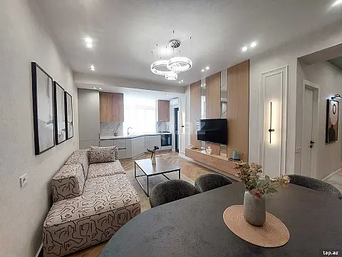Kirayə verilir 3 otaqlı yeni tikili 90 m² — Bakı 3 otaq 90.00 m²