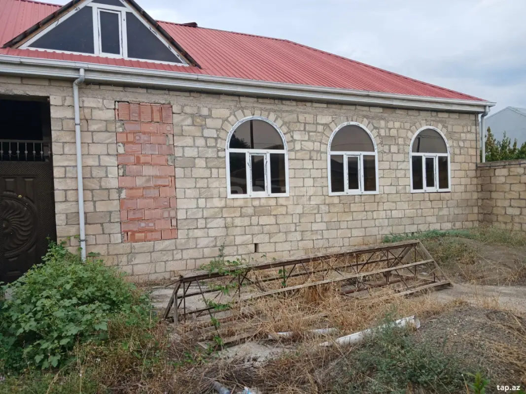 Satılır 3 otaqlı həyət evi 70 m²