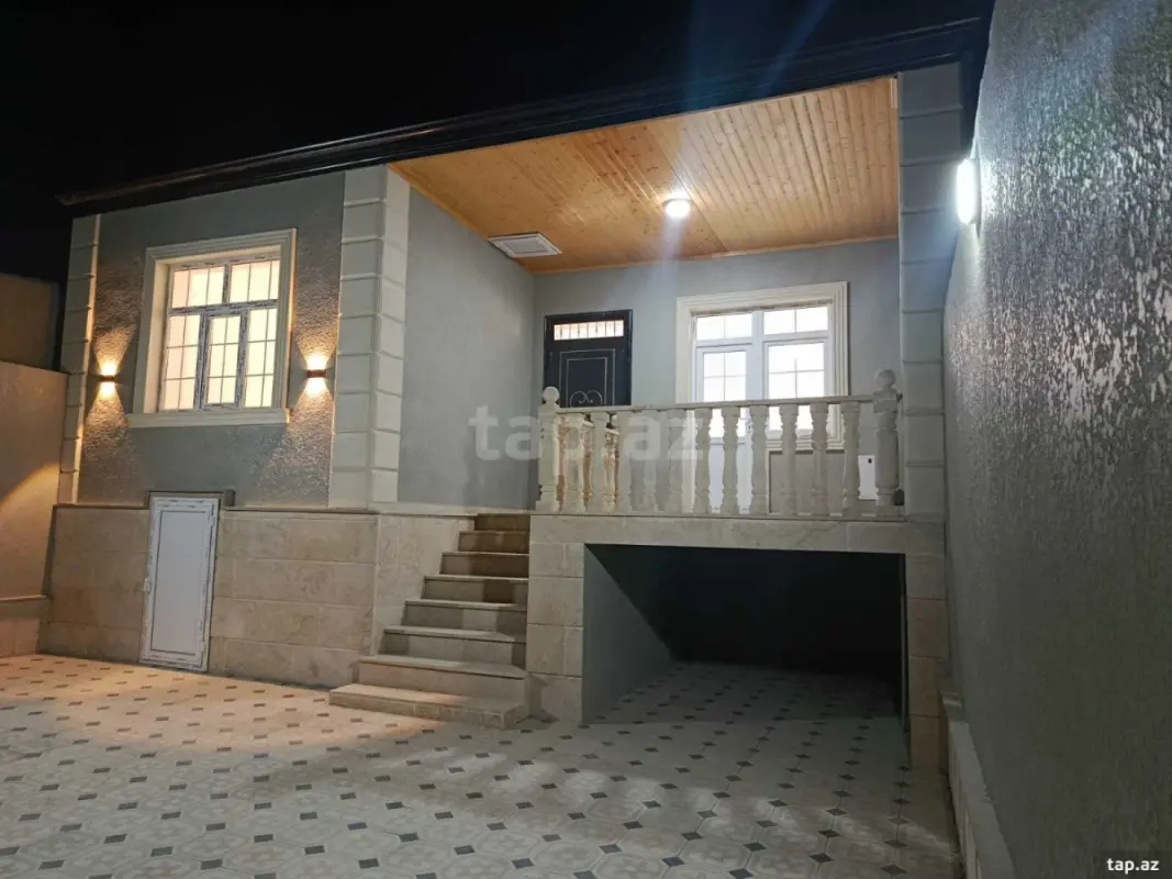 Satılır 4 otaqlı həyət evi 100 m²