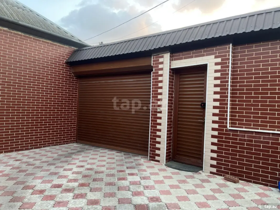 Kirayə verilir 8 otaqlı həyət evi 200 m²