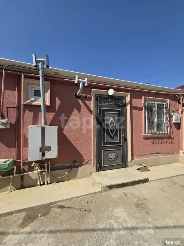 Satılır 2 otaqlı həyət evi 65 m²