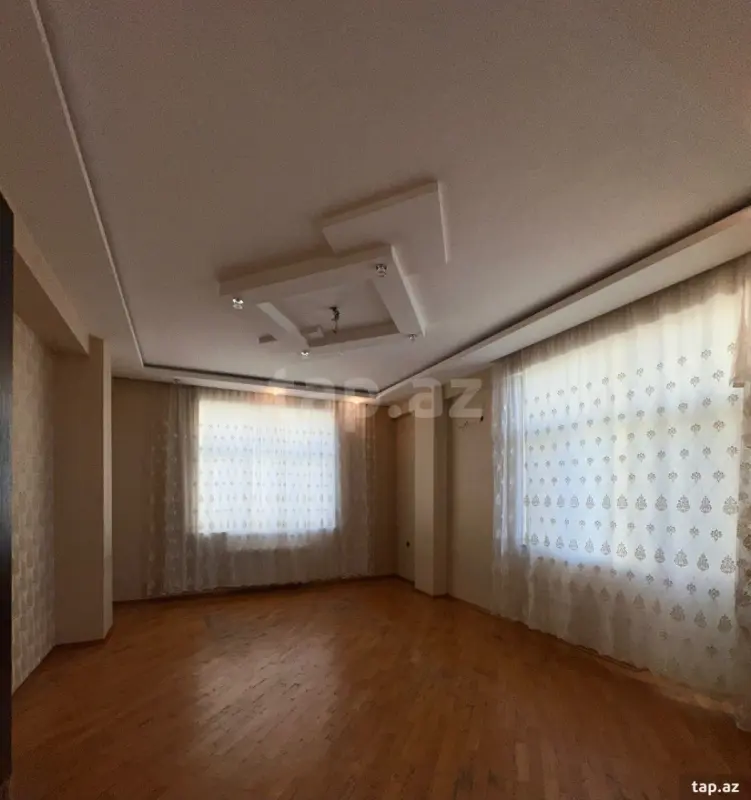 Kirayə verilir 3 otaqlı yeni tikili 96 m²