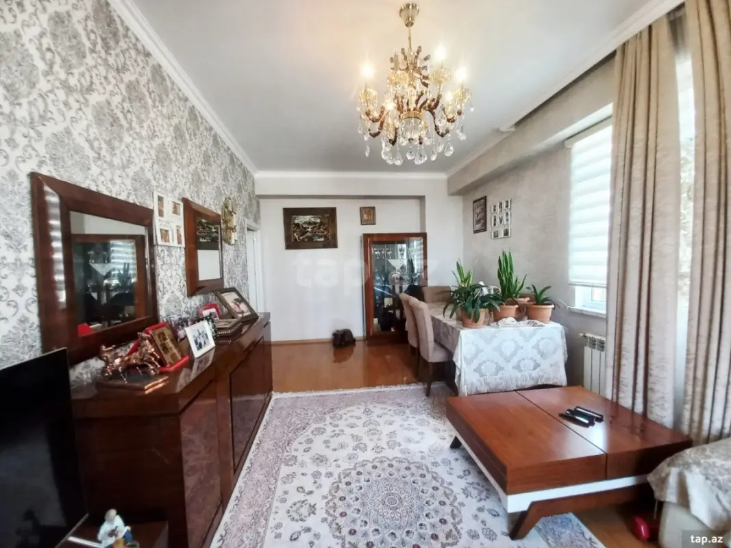 Satılır 2 otaqlı yeni tikili 70.5 m²