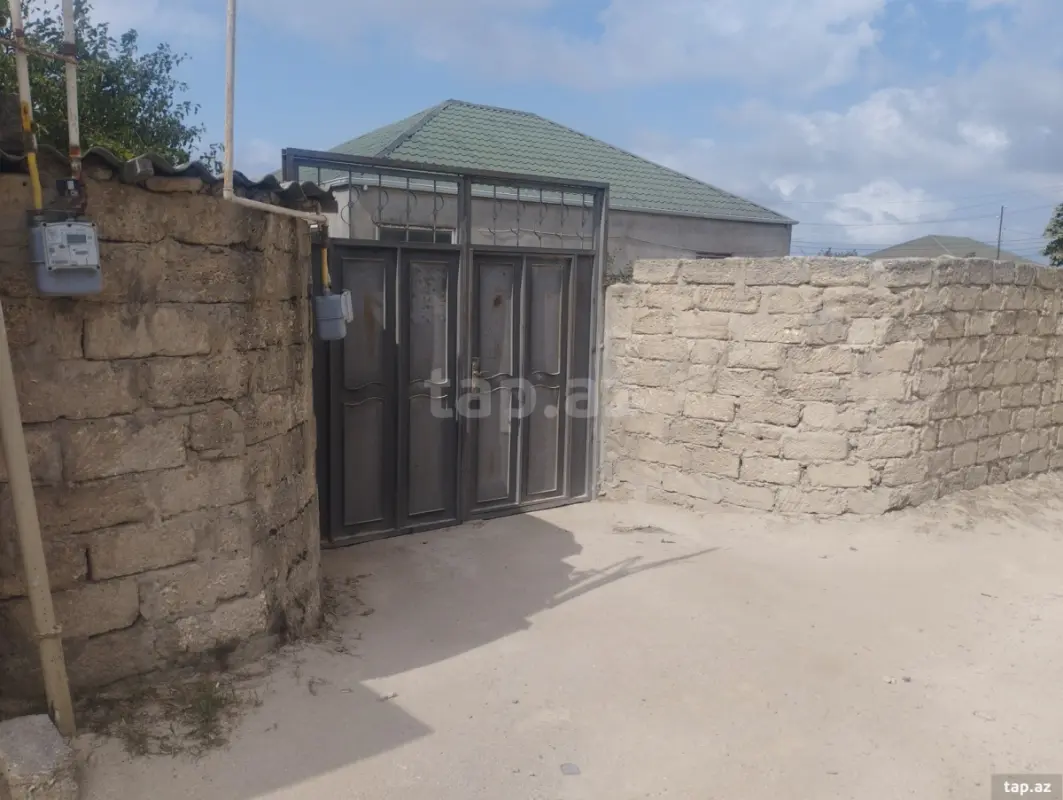 Satılır 3 otaqlı həyət evi 80 m²