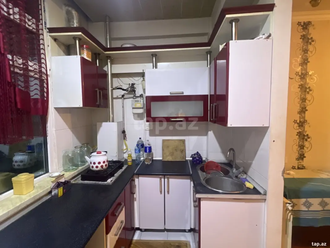 Kirayə verilir 2 otaqlı yeni tikili 65 m²