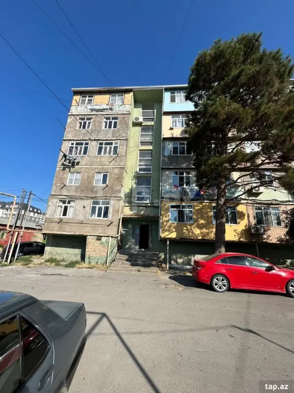 Satılır 3 otaqlı mənzil 60 m²