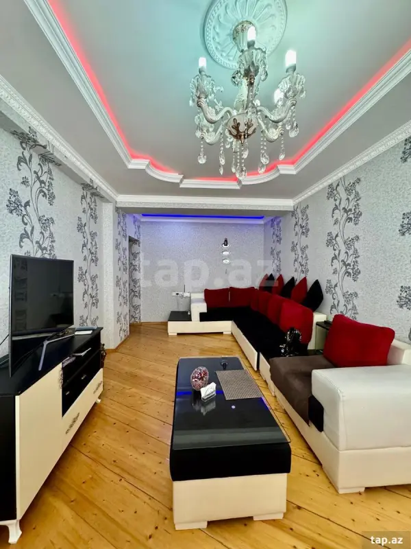 Satılır 3 otaqlı yeni tikili 78 m²